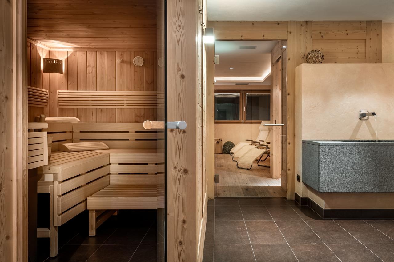 B&B - Hotel Ciasa Rue Blanch San Cassiano  Exterior foto